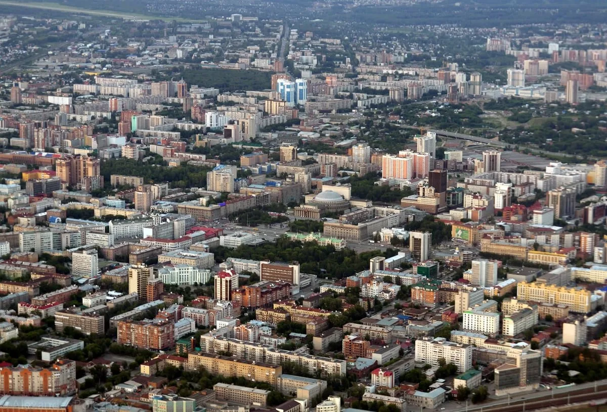 Новосибирские хирурги спасли наездницу после падения 700-килограммового коня